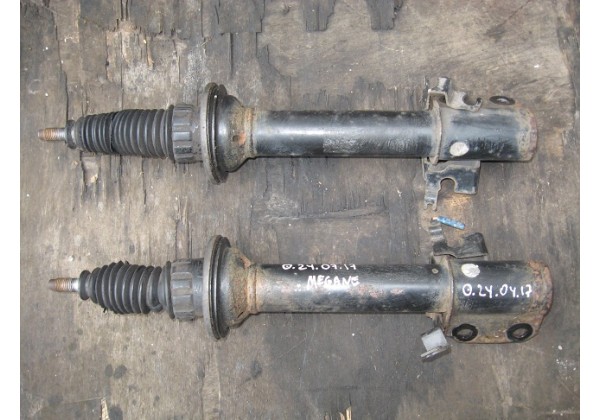 Амортизатор передній Renault Megane, 7700840264